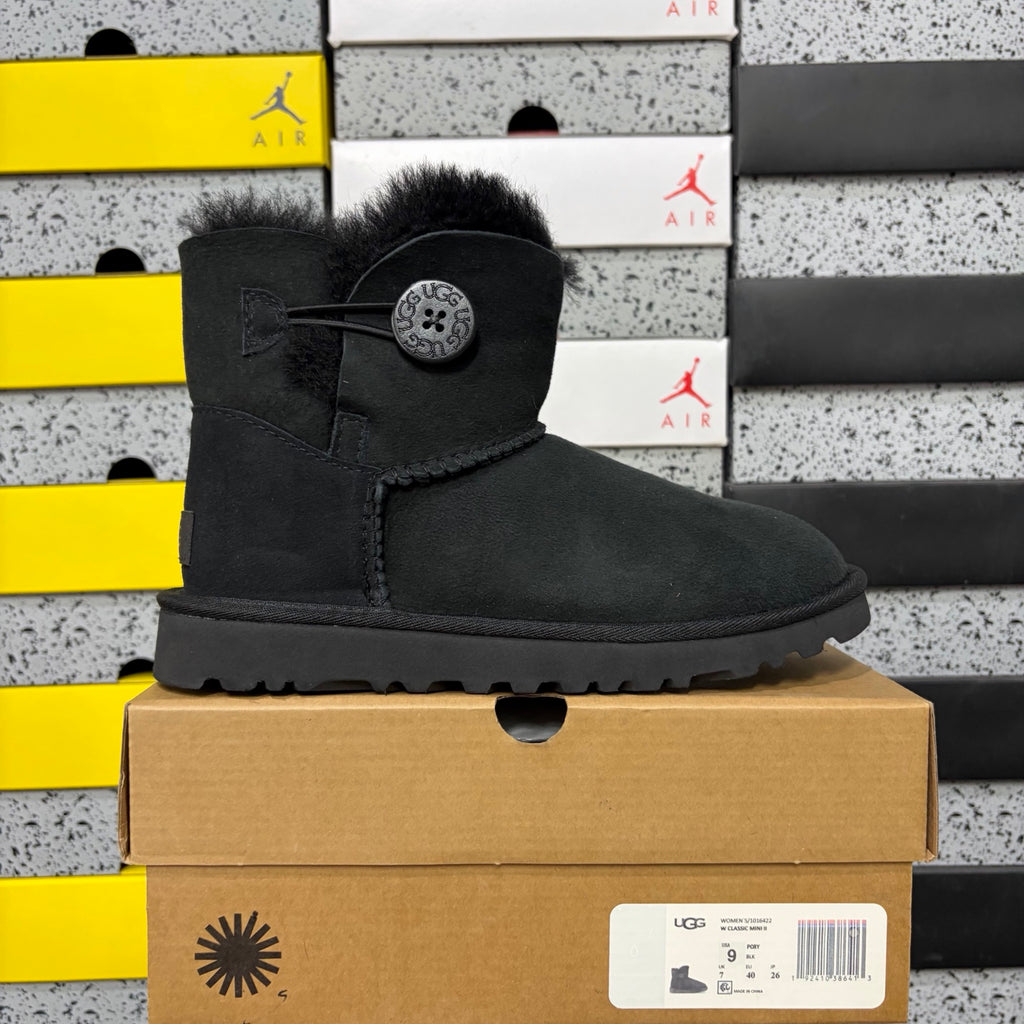 UGG Mid-Calf Boot 6422 – Black | Wooden Button | Sizes 35-40