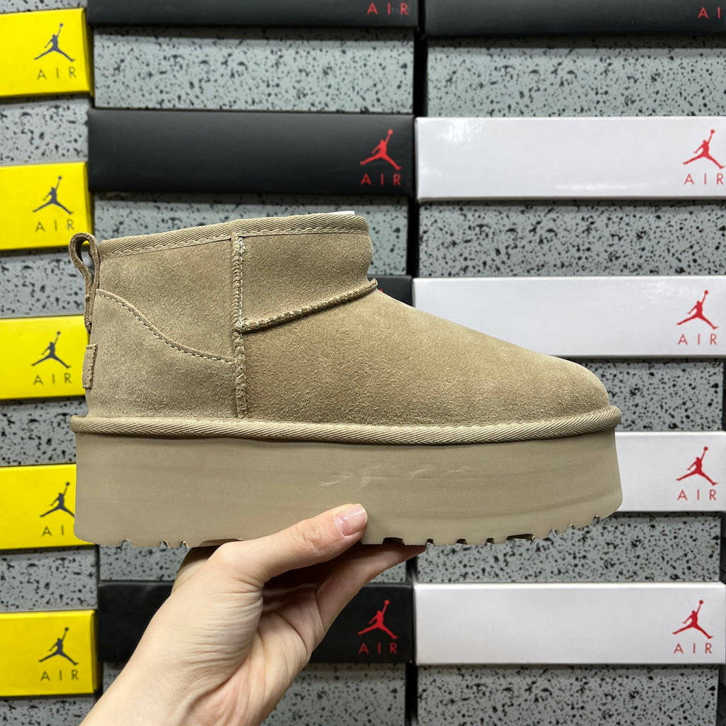 UGG Snow Boot – Mustard Seed, 5cm Heel (Style 1135092) | Sizes 35–40