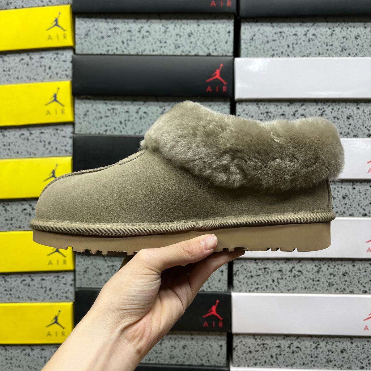 UGG Mid-Calf Snow Boot – Antelope Brown, Lightweight (Style 1134810) | Sizes 35–40