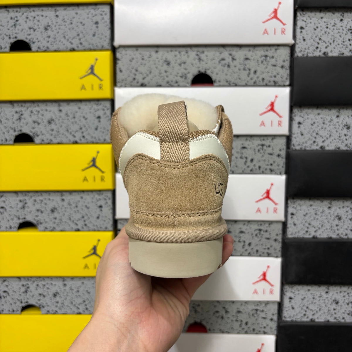 UGG Puffer Shoe – Sand (Style 14403211) | Sizes 35–40