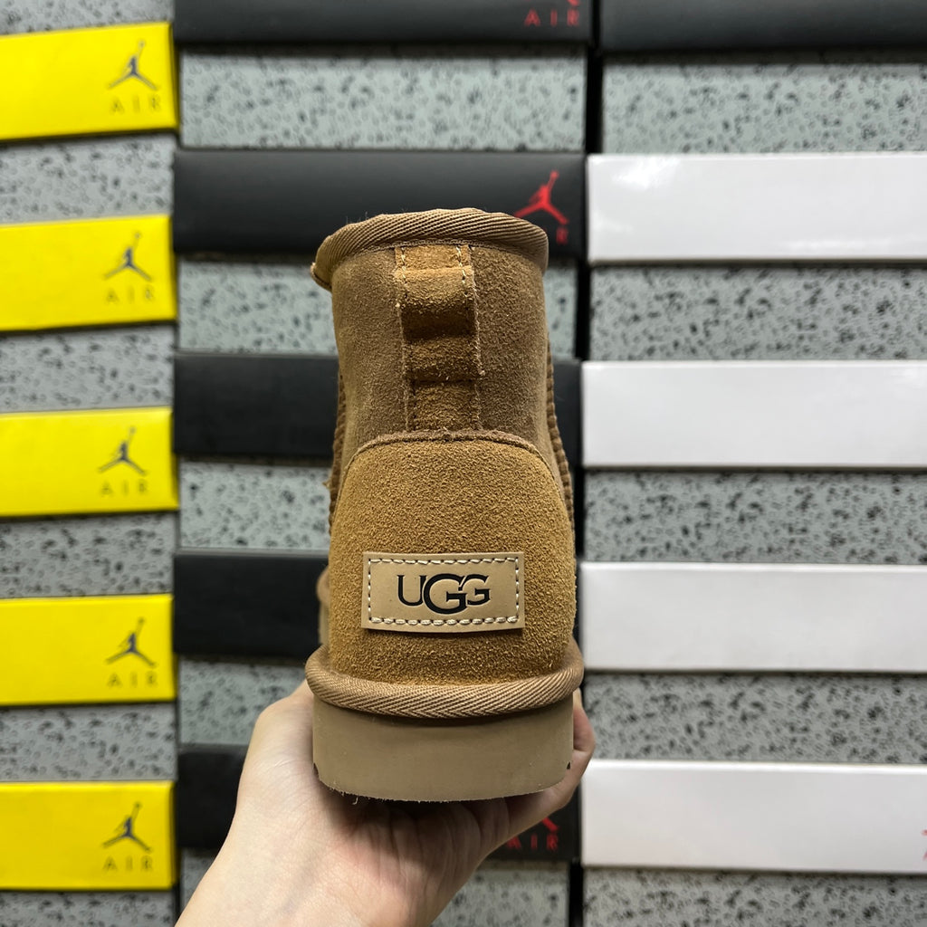 UGG Mid-Calf Snow Boot – Chestnut (Style 1016222) | Sizes 35–40