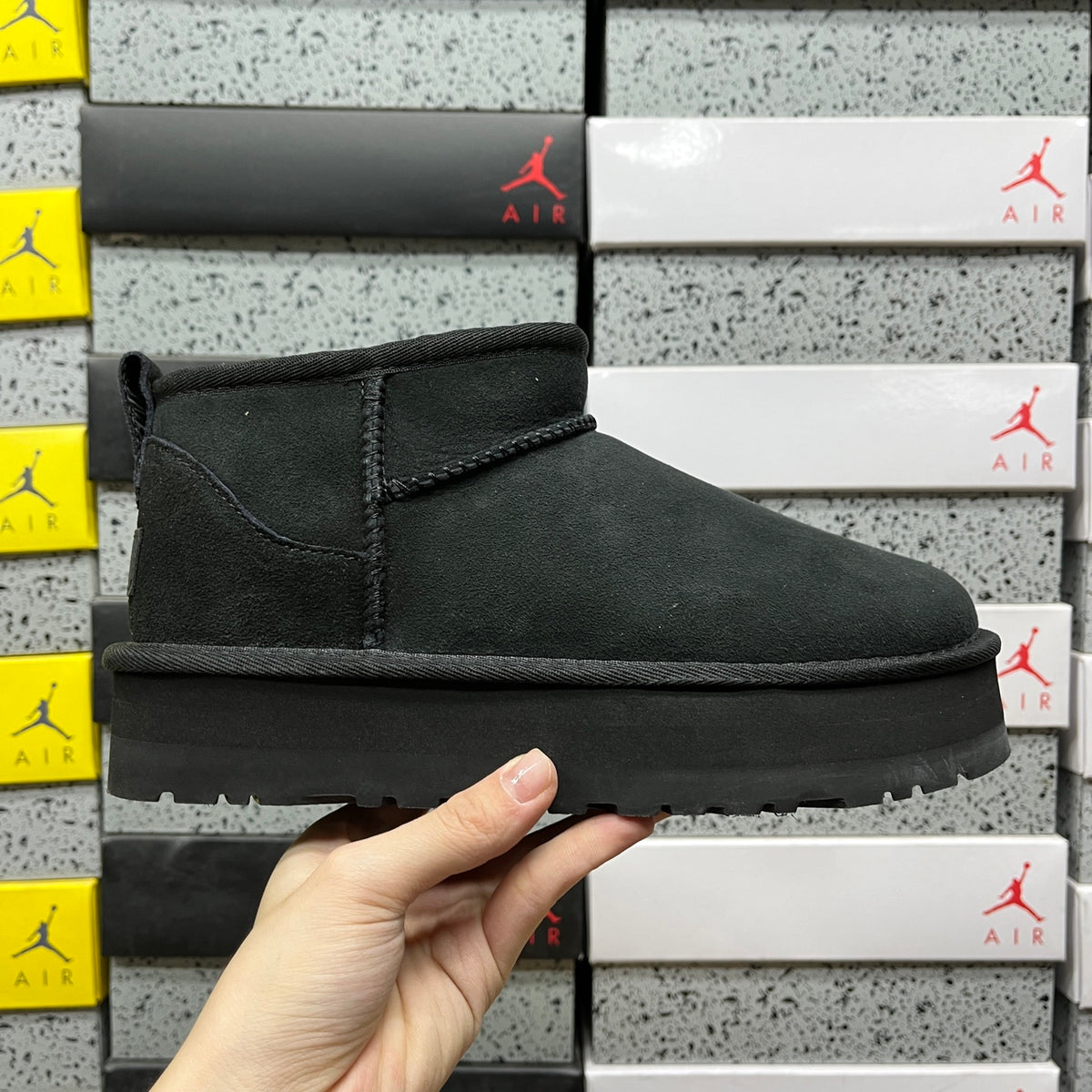 UGG Snow Boot – Black, 3cm Heel (Style 1135093) | Sizes 35–40