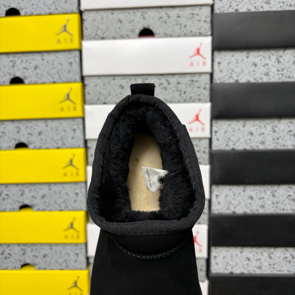 UGG Snow Boots 5092 – Black | 5cm | Sizes 35-40