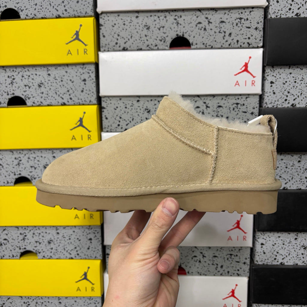 UGG Mini Flat Boot – Sand (Style W1173891) | Sizes 35–40