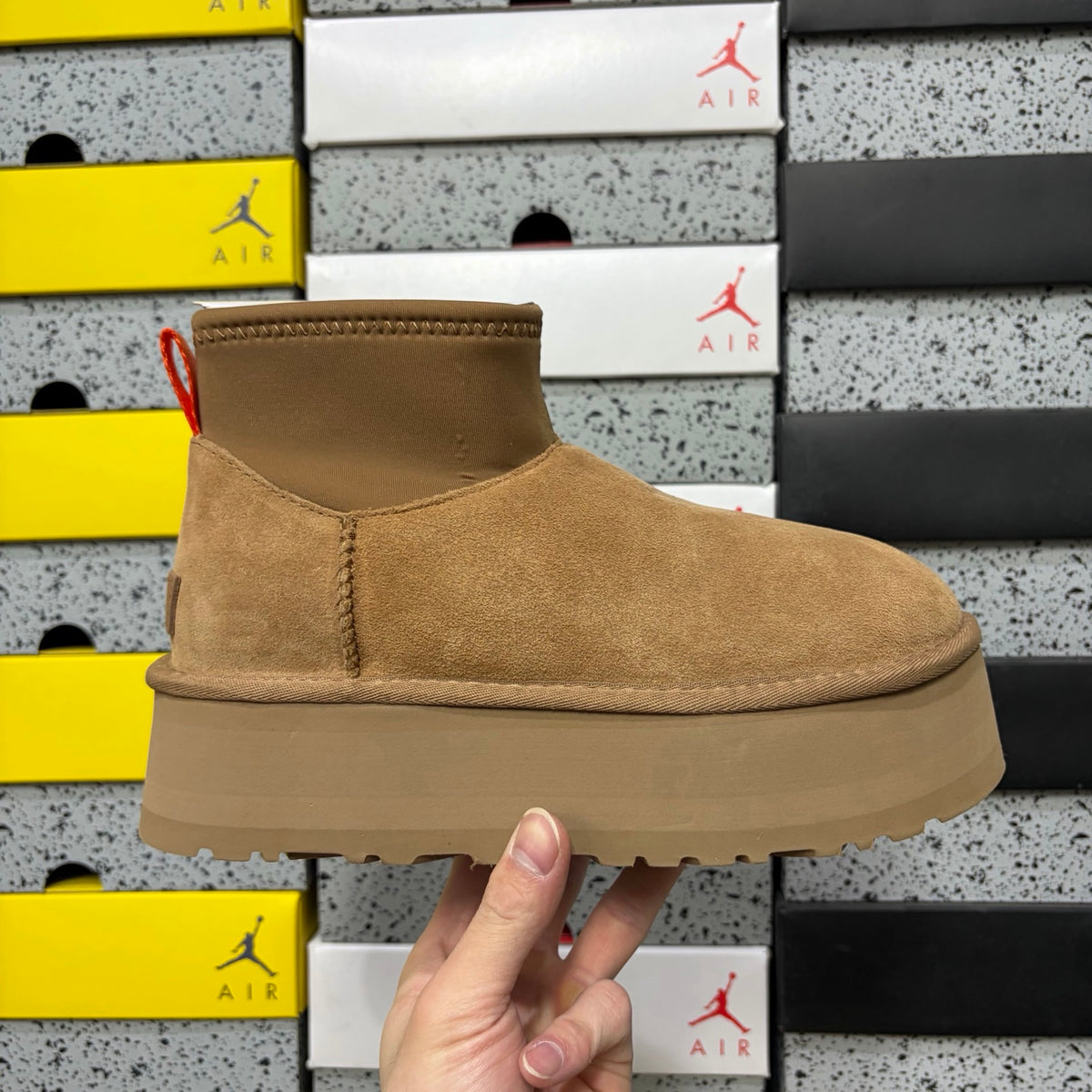 UGG Dipper Boot – Brown (Style 8170) | Sizes 35–40