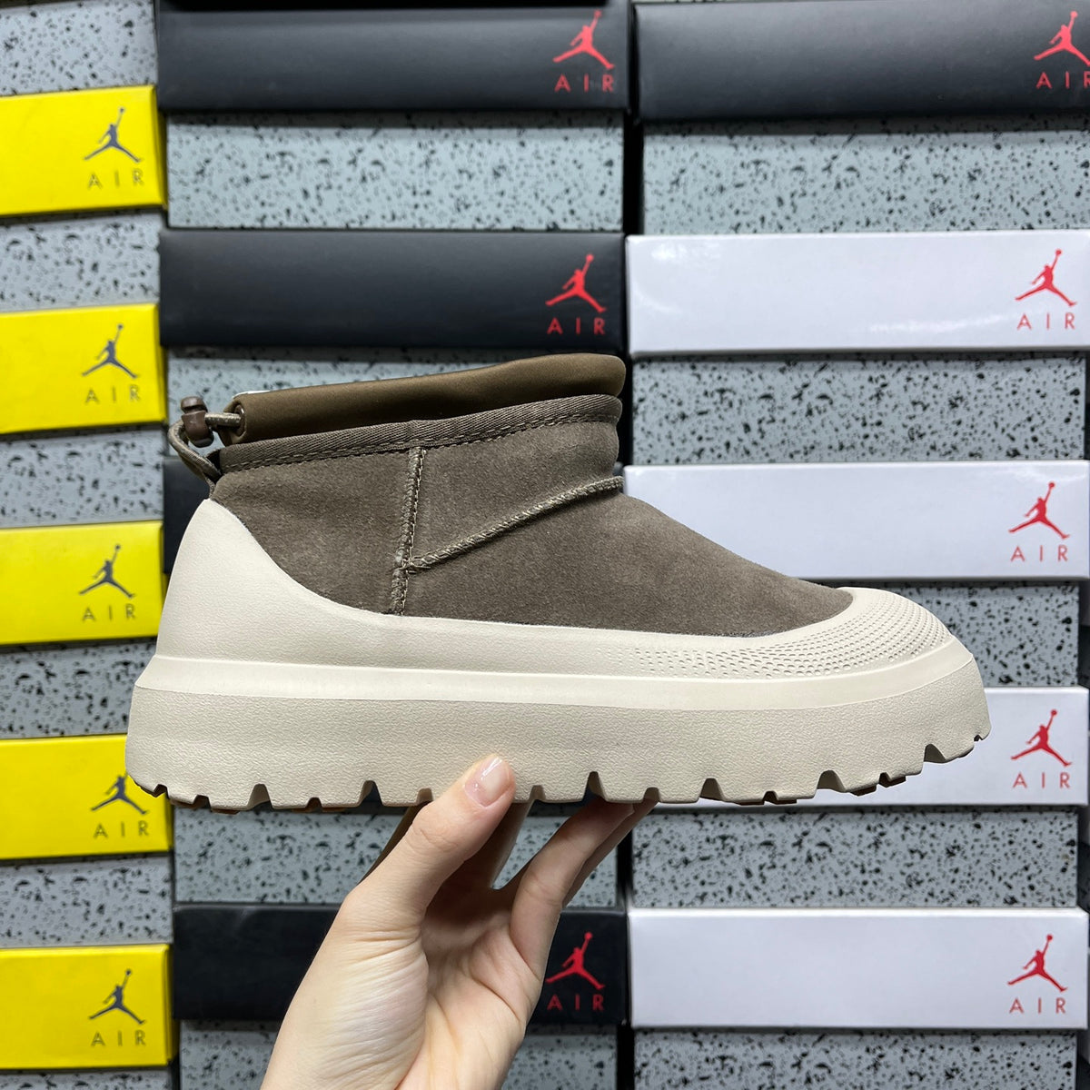 UGG Mid-Calf Snow Boot – Green (Style 1114196) | Sizes 35–45