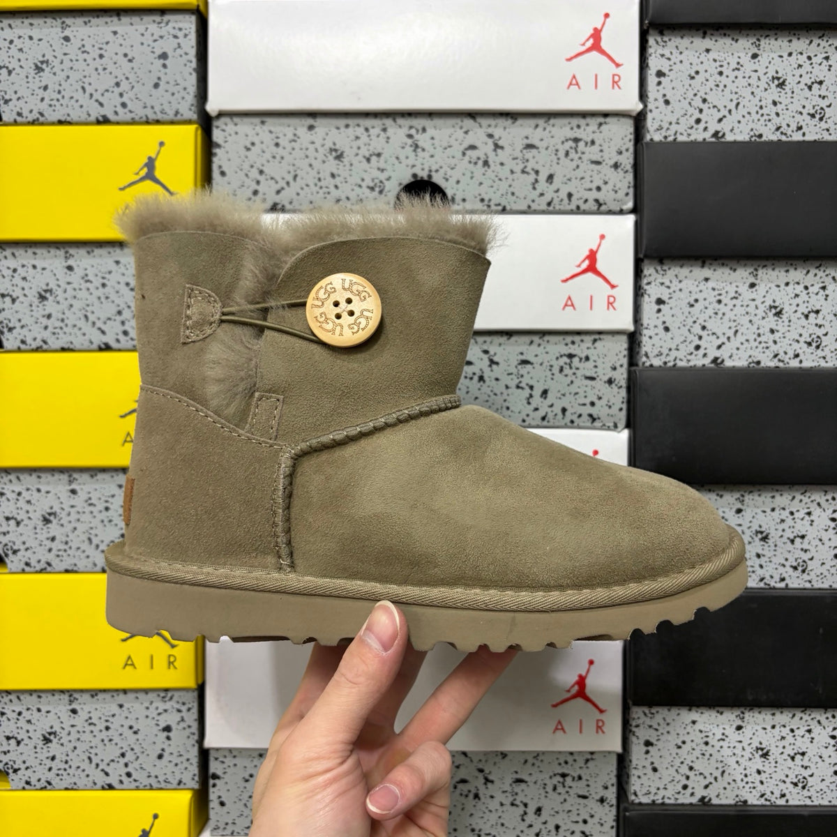 UGG Mid-Calf Boot 6422 – Antelope Brown | Wooden Button | Sizes 35-40
