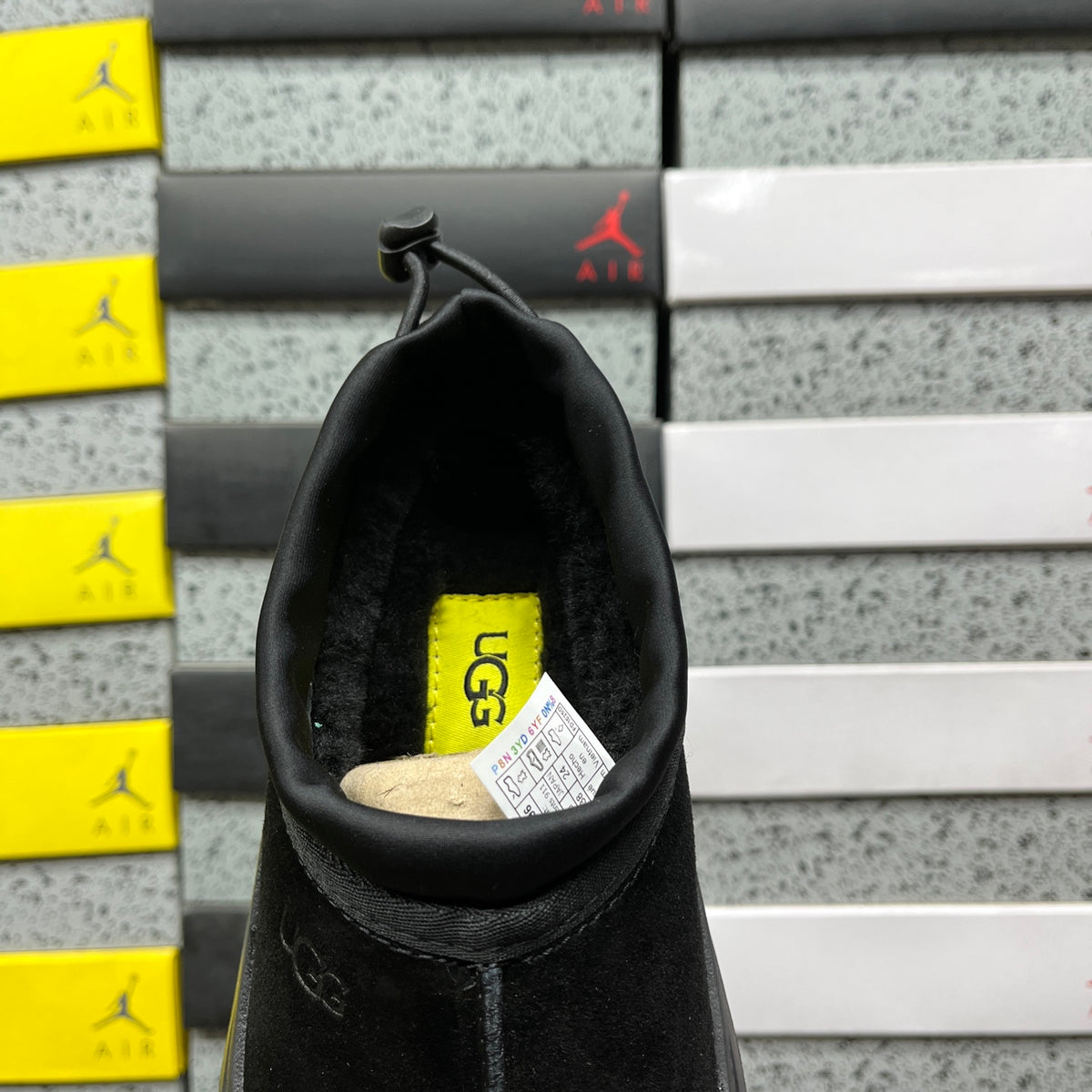 UGG Snow Boot – Black (Style 1144096) | Sizes 35–45