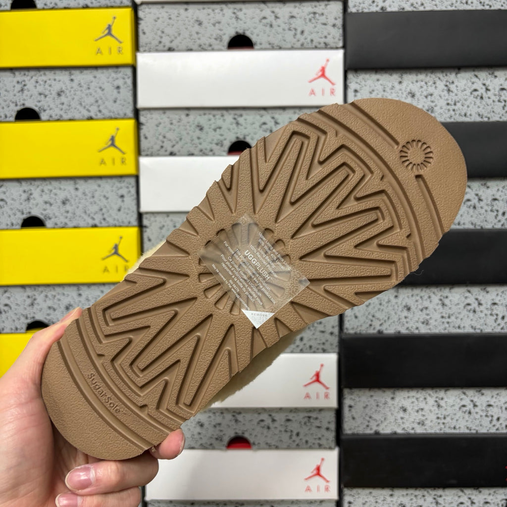 UGG Snow Boots 2550 – Chestnut Star Slide | 3cm | Sizes 35-40