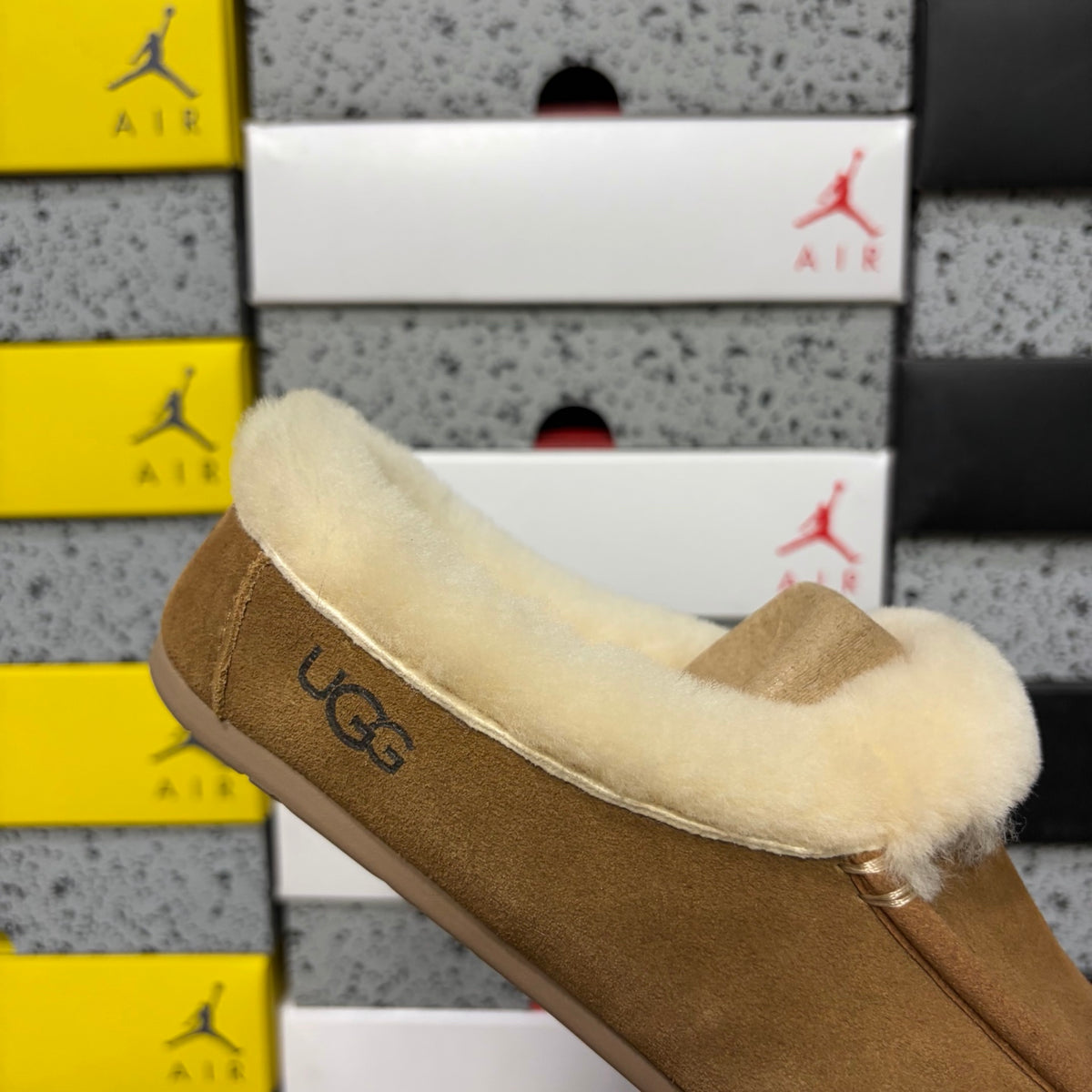 UGG Ansley Moccasin – Chestnut (Style W1171391) | Sizes 35–40