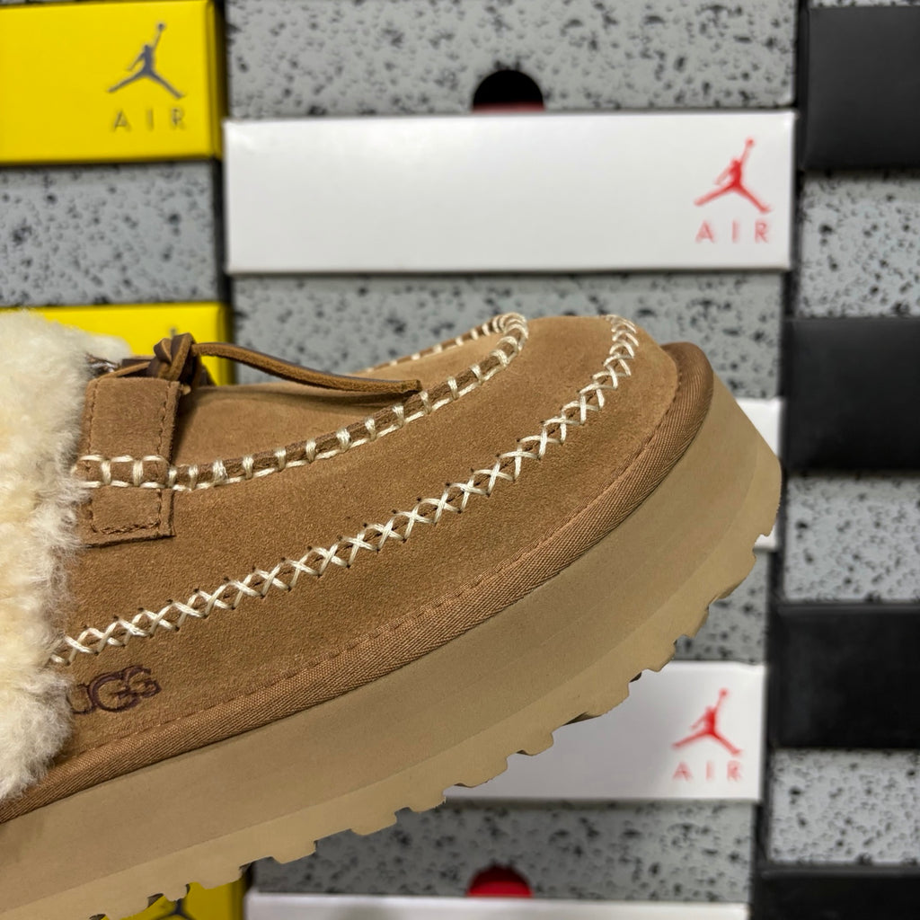 UGG Alpine Slipper – Chestnut (Style W1158260) | Sizes 35–40