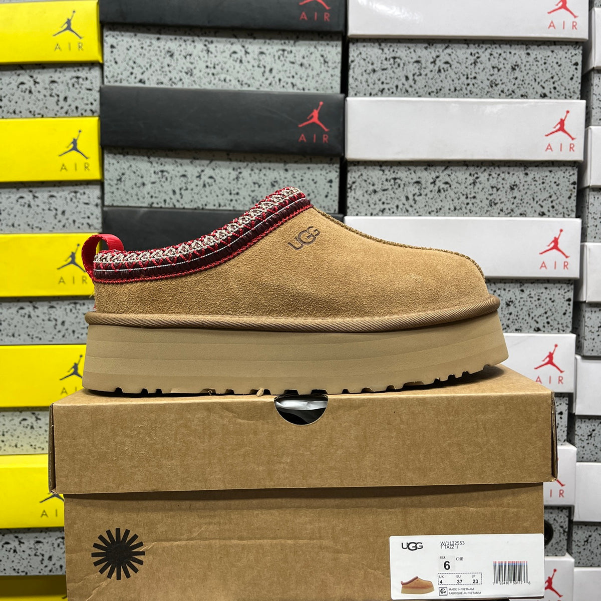 UGG Mid-Calf Snow Boot – Chestnut (Style 1122553) | Sizes 35–41