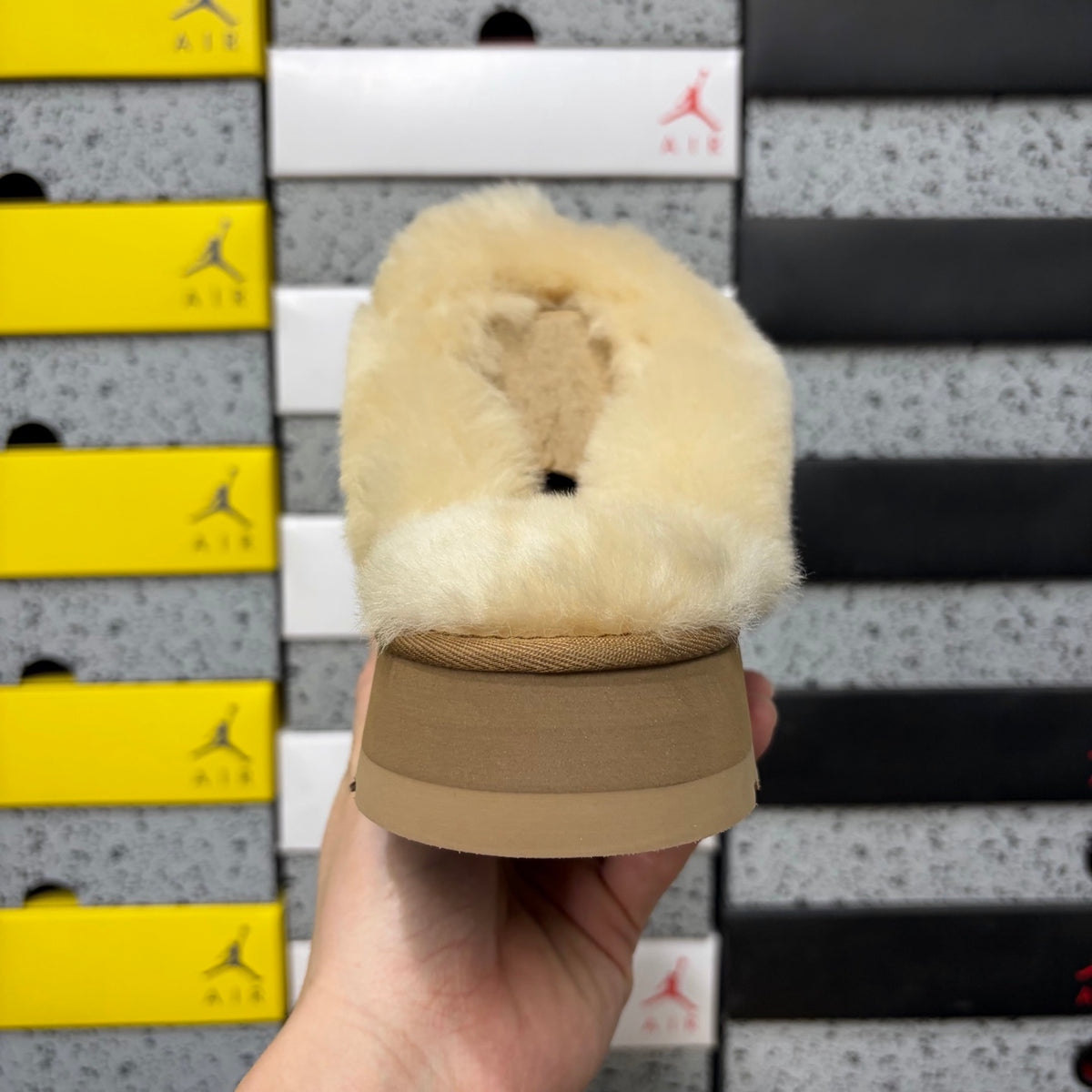 UGG Snow Boots 2550 – Chestnut Star Slide | 3cm | Sizes 35-40