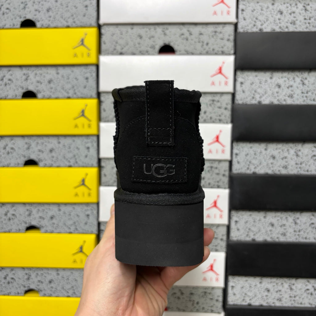 UGG Snow Boots 5092 – Black | 5cm | Sizes 35-40