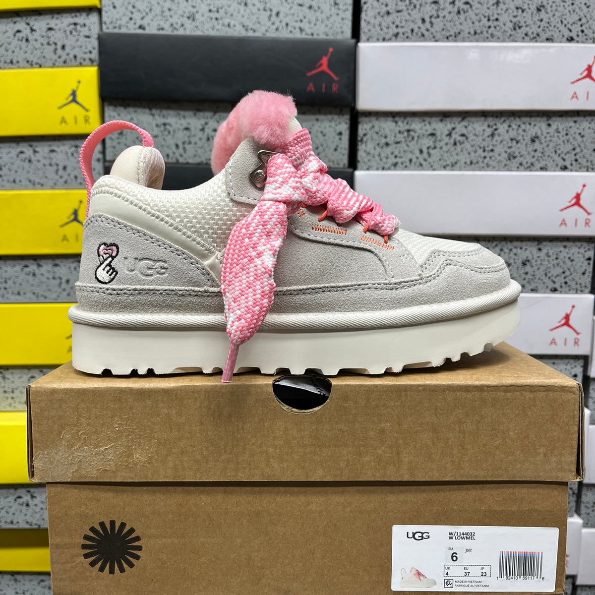 UGG Snow Boot – White Pink (Style 1144032) | Sizes 35–40