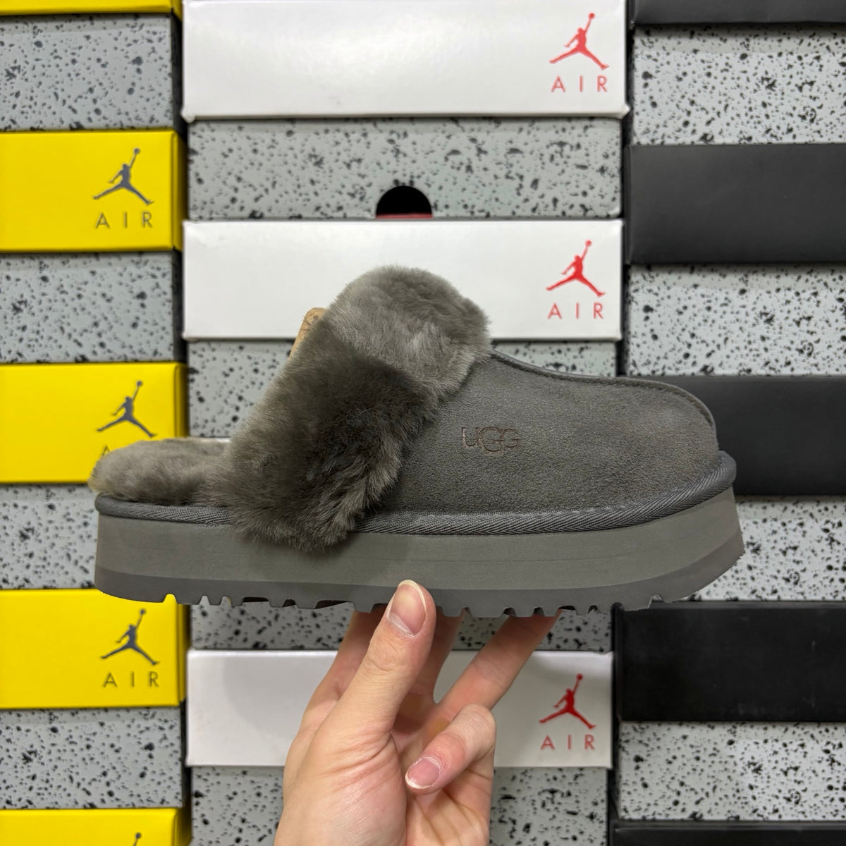 UGG Snow Boots 2550 – Gray Star Slide | 3cm | Sizes 35-40