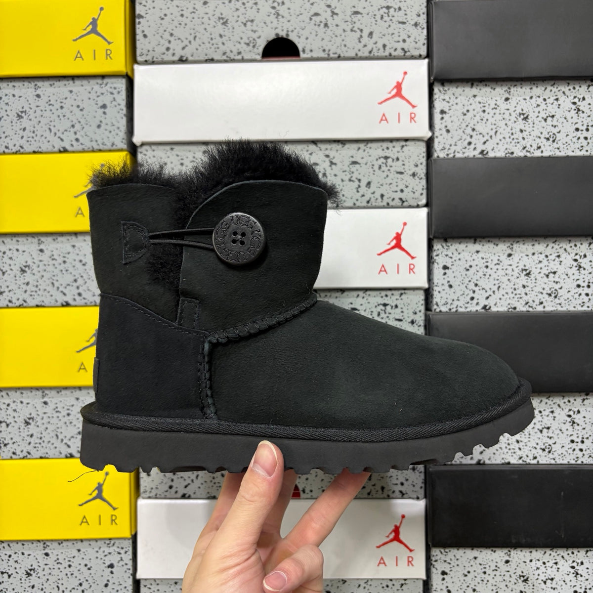 UGG Mid-Calf Boot 6422 – Black | Wooden Button | Sizes 35-40