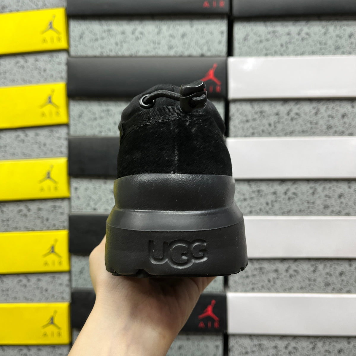 UGG Snow Boot – Black (Style 1144096) | Sizes 35–45
