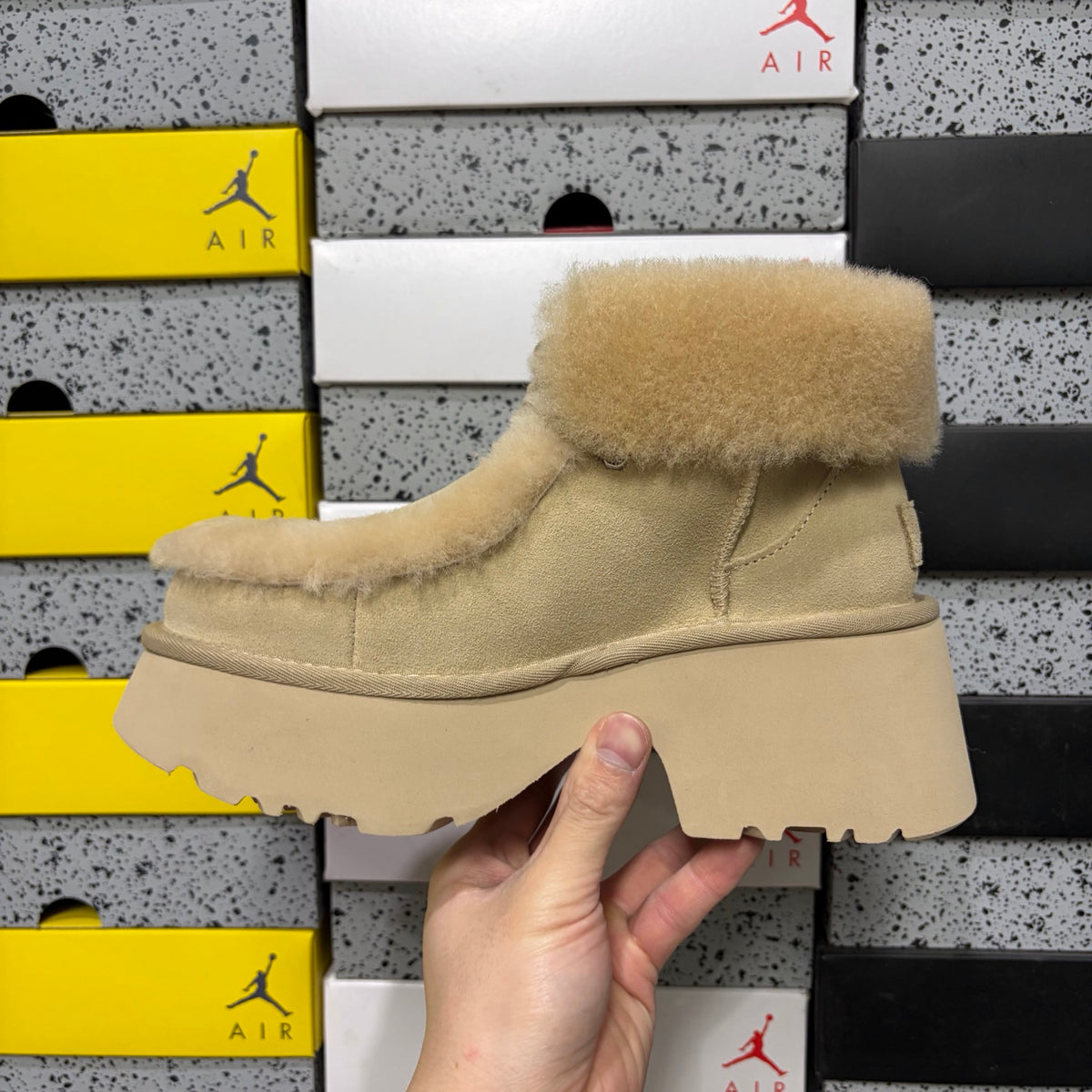 UGG Esme Slipper – Sand (Style W1171532) | Sizes 35–40