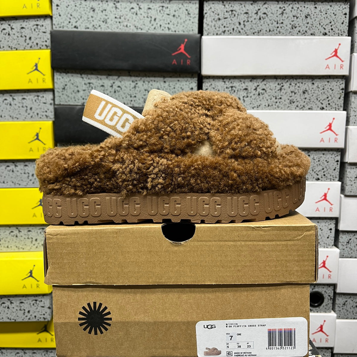 UGG Snow Boot – Chestnut (Style 1191135) | Sizes 35–40