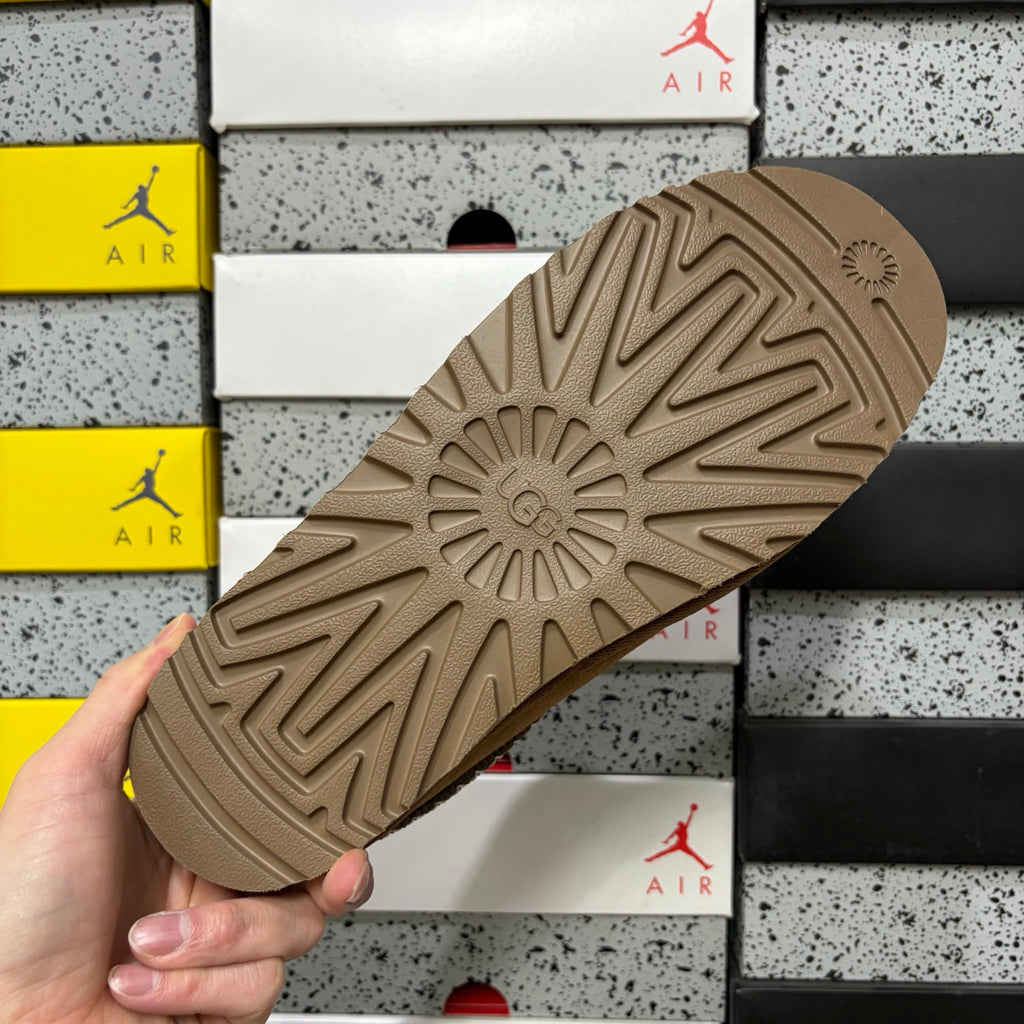 UGG Tazz Ethnic Slipper – Chestnut (Style 5955) | Sizes 35–44