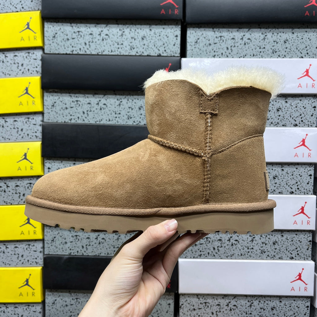 UGG Mid-Calf Snow Boot – Chestnut (Style 1016422) | Sizes 35–40
