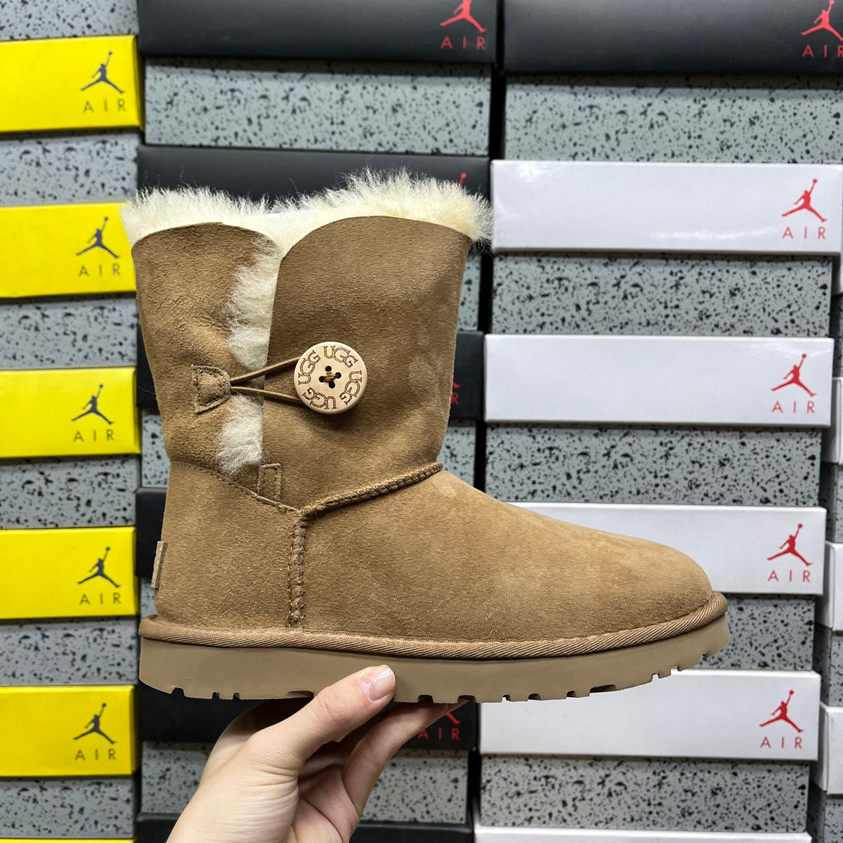 UGG Mid-Calf Snow Boot – Chestnut (Style 1016226) | Sizes 35–40