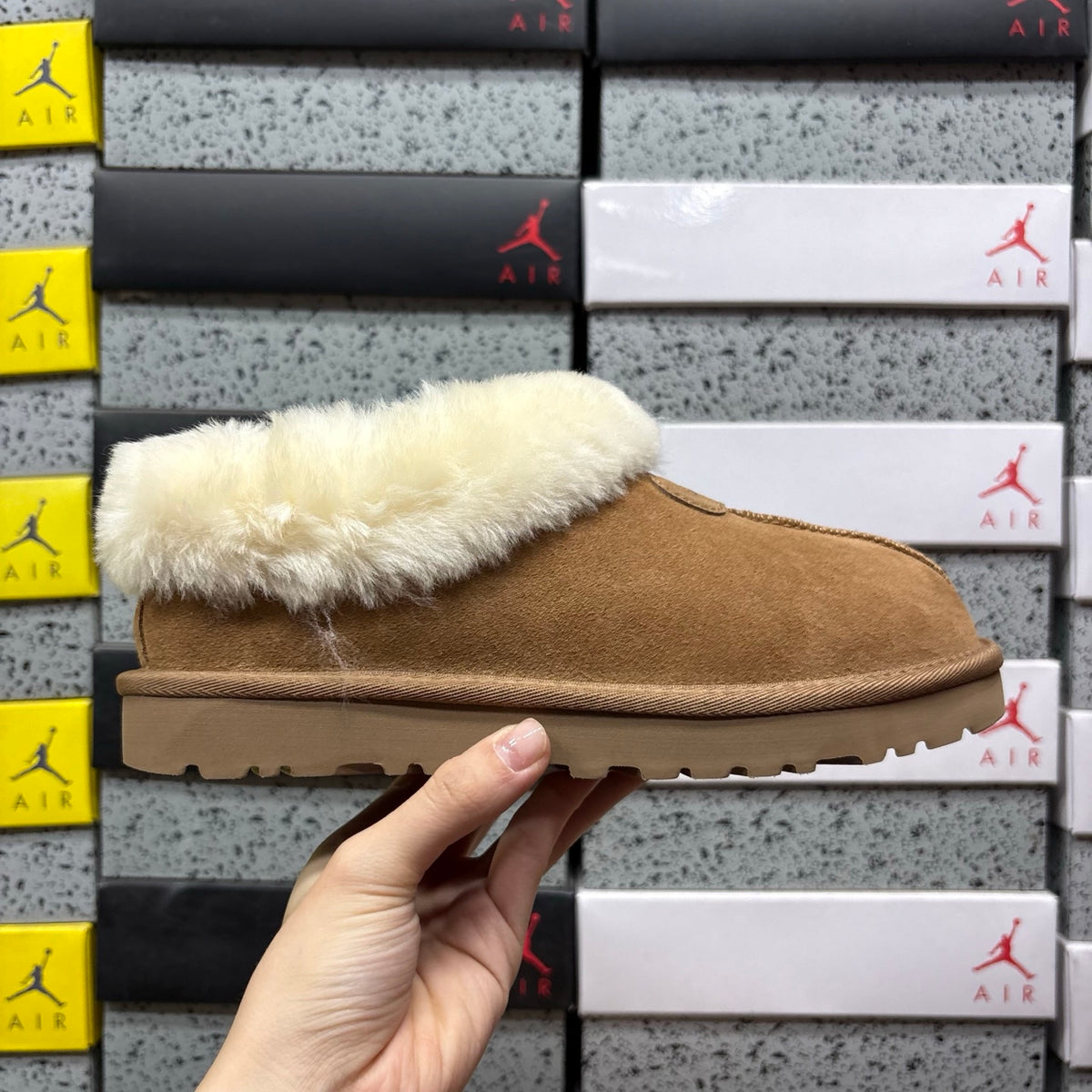 UGG Mid-Calf Snow Boot – Chestnut, Lightweight (Style 1134810) | Sizes 35–40