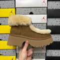 UGG Esme Slipper – Chestnut (Style W1171532) | Sizes 35–40