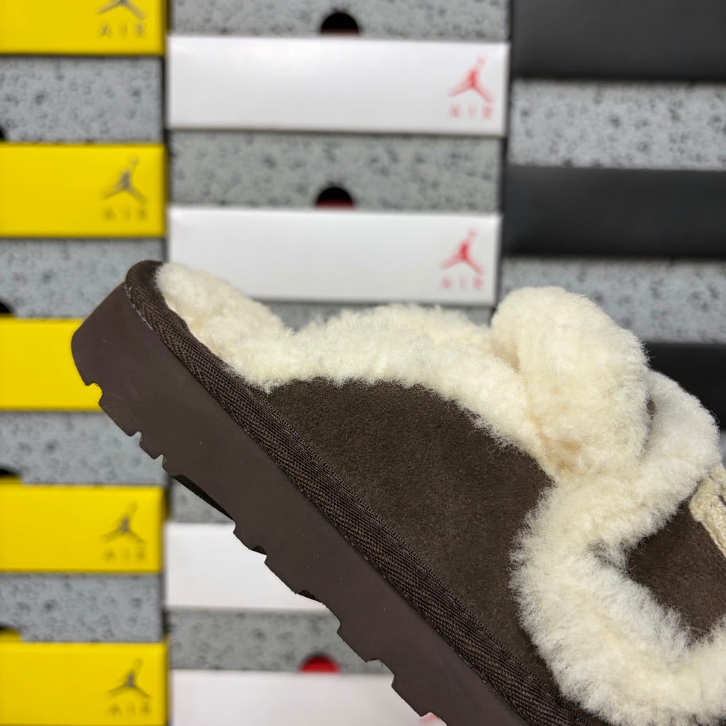 UGG Embroidered Slipper – Chocolate (Style 5095) | Sizes 35–40