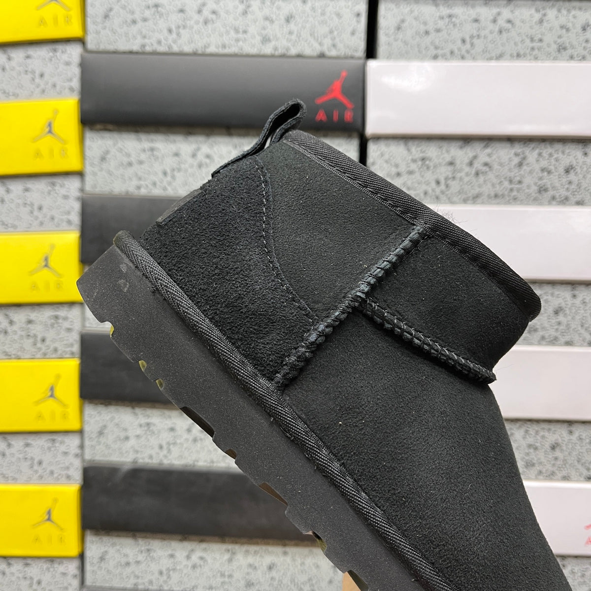 UGG Mid-Calf Snow Boot – Black (Style 1116109) | Sizes 35–40