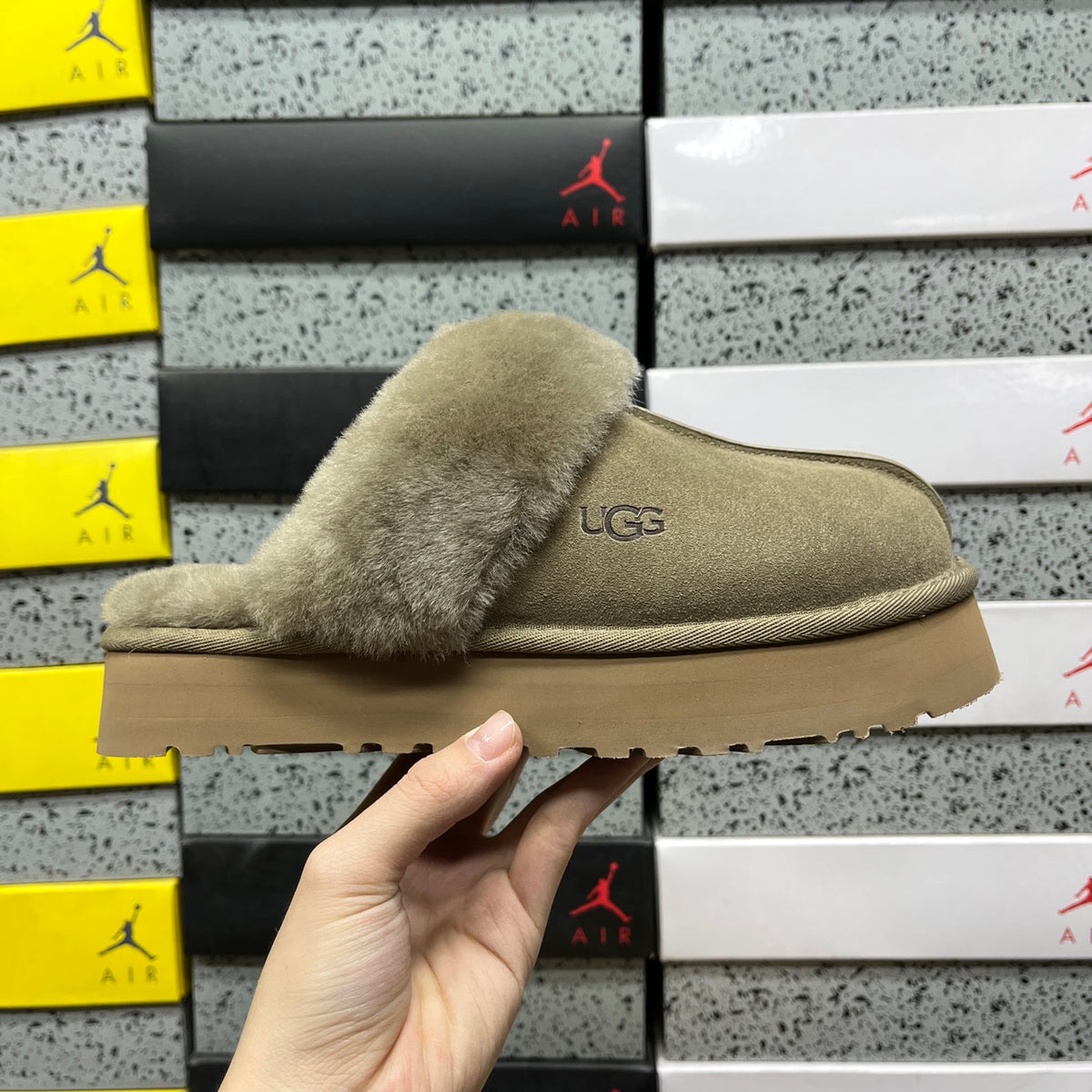 UGG Mid-Calf Snow Boot – Antelope Brown (Style 1122550) | Sizes 35–40