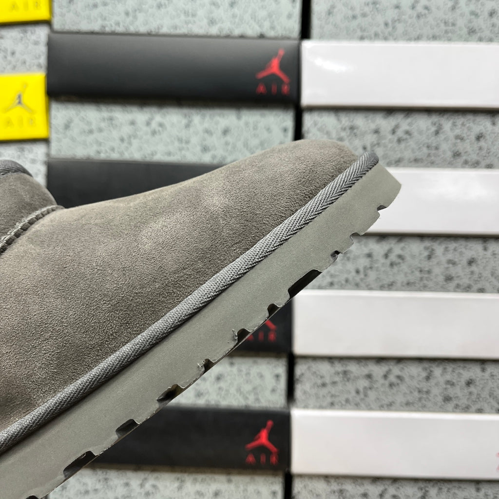 UGG Mid-Calf Snow Boot – Grey (Style 1116109) | Sizes 35–40