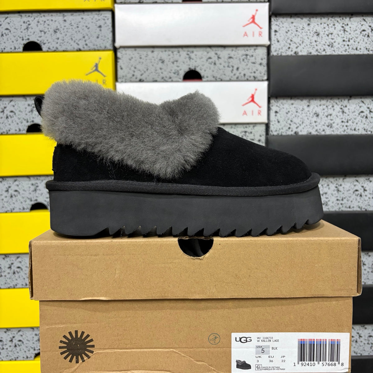 UGG Classic Festive Platform Boot – Black (Style W1166773) | Sizes 35–40