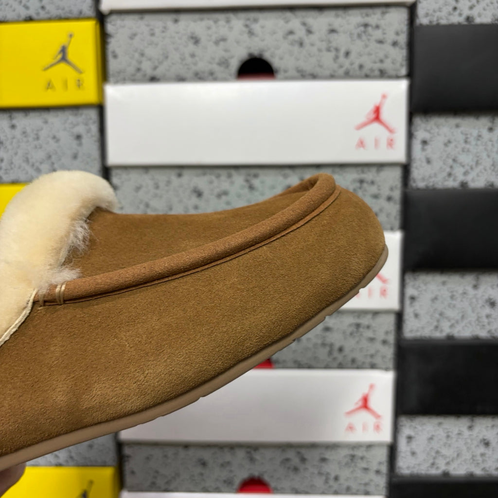 UGG Ansley Moccasin – Chestnut (Style W1171391) | Sizes 35–40