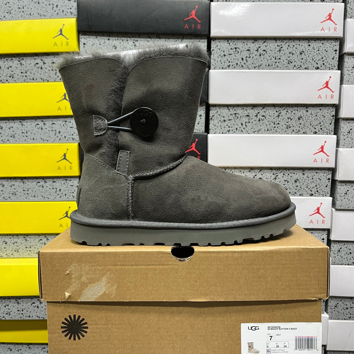 UGG Mid-Calf Snow Boot – Grey (Style 1016226) | Sizes 35–40
