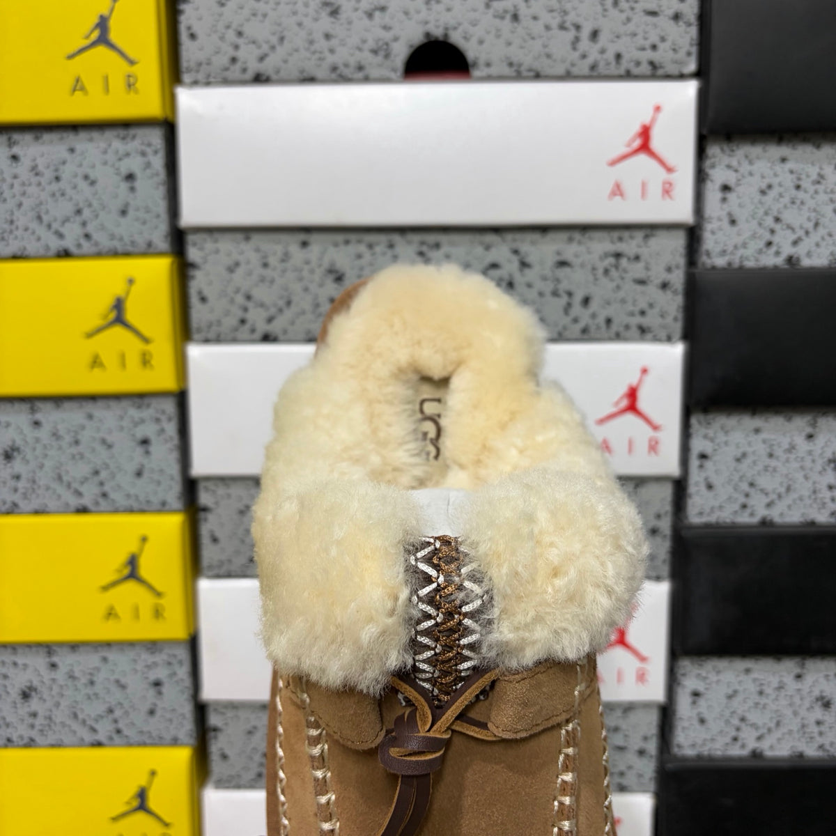 UGG Alpine Slipper – Chestnut (Style W1158260) | Sizes 35–40