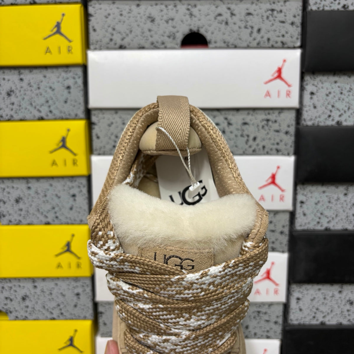 UGG Puffer Shoe – Sand (Style 14403211) | Sizes 35–40