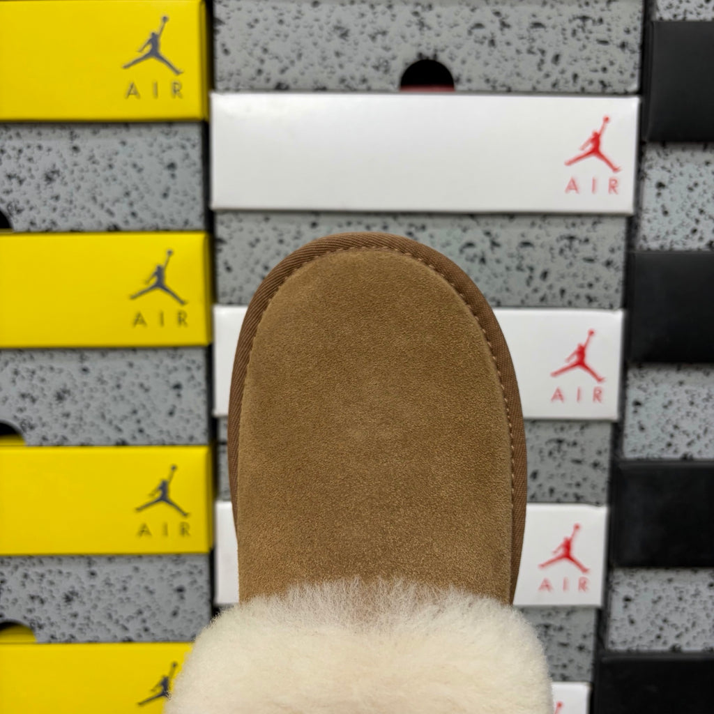 UGG Classic Festive Platform Boot – Chestnut (Style W1166733) | Sizes 35–40