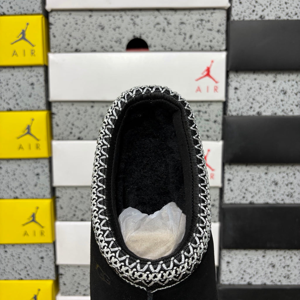 UGG Tazz Ethnic Slipper – Black (Style 5955) | Sizes 35–44