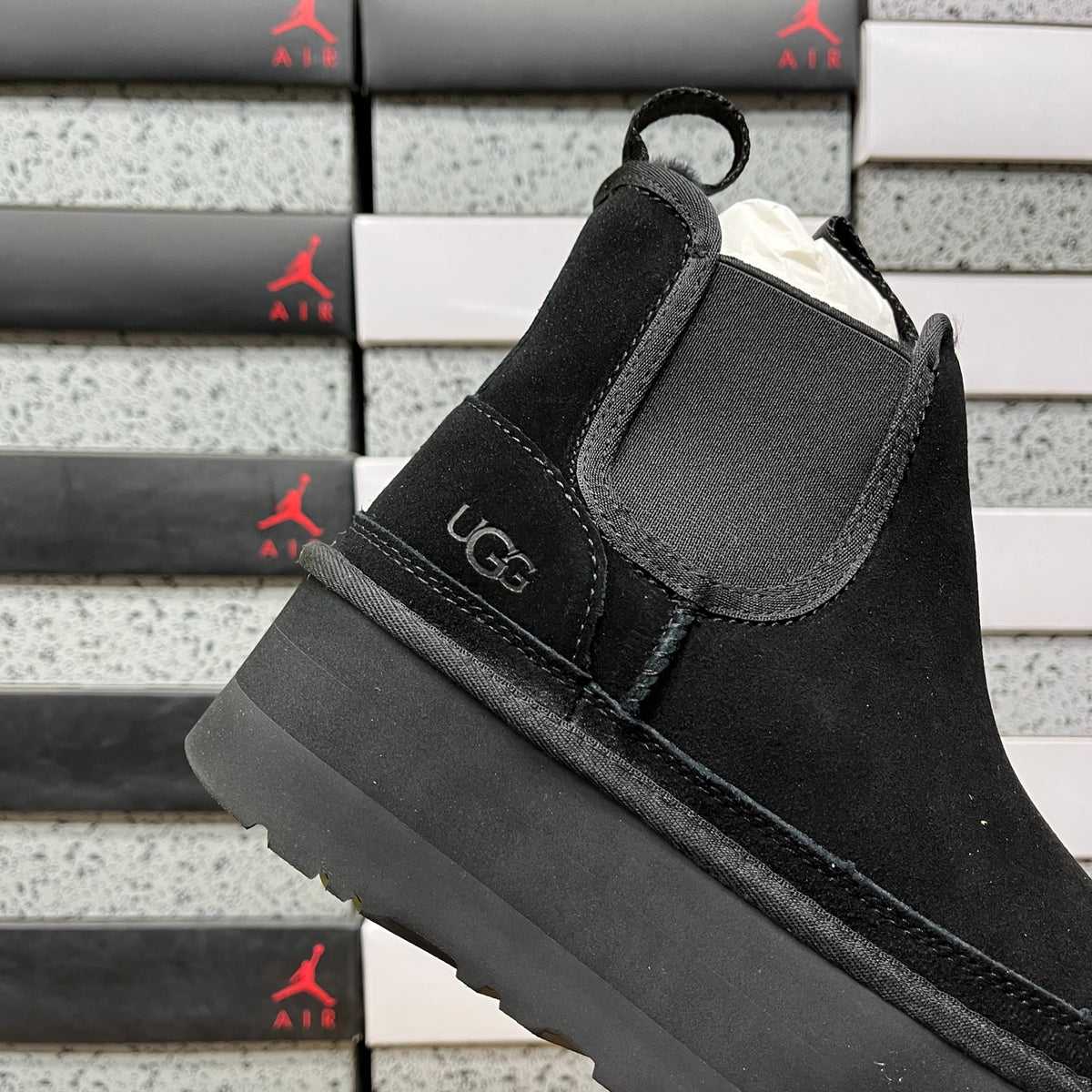 UGG Mid-Calf Snow Boot – Black (Style 1134526) | Sizes 35–40