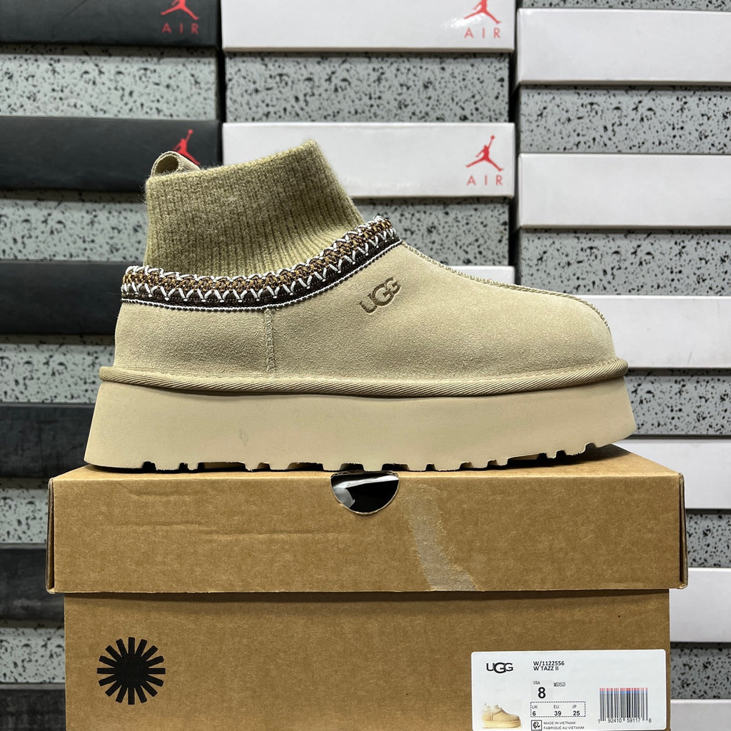 UGG Mid-Calf Snow Boot – Mustard Seed (Style 1122556) | Sizes 35–41