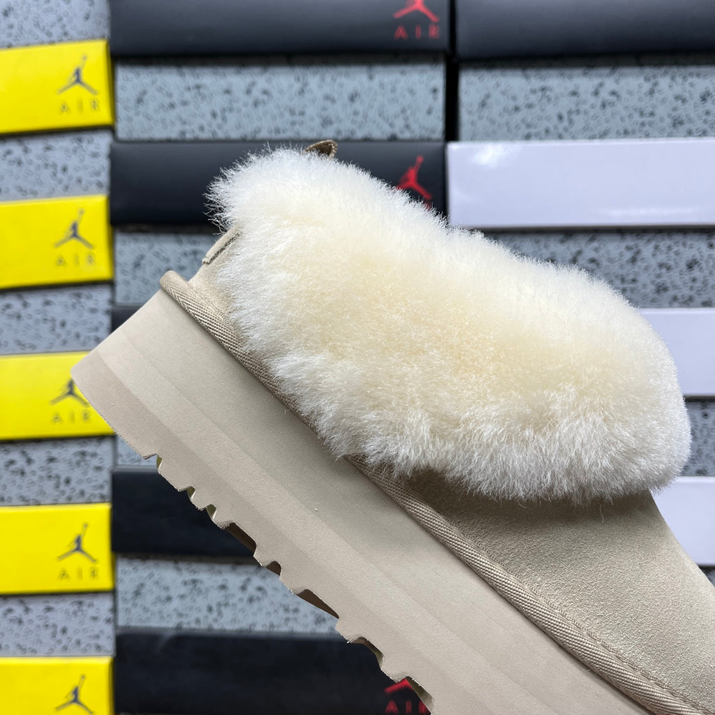 UGG Snow Boot – Sand (Style 1171393) | Sizes 35–40