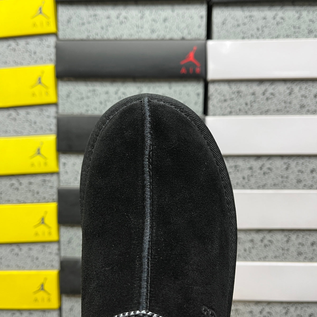 UGG Mid-Calf Snow Boot – Black (Style 1122553) | Sizes 35–41