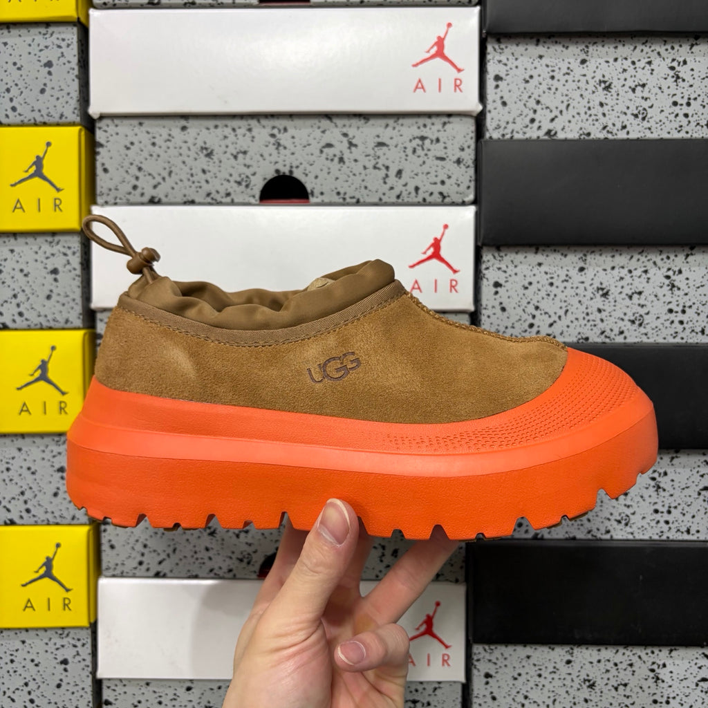 UGG Tasman Low Slipper – Chestnut/Orange (Style 4096) | Sizes 39–44