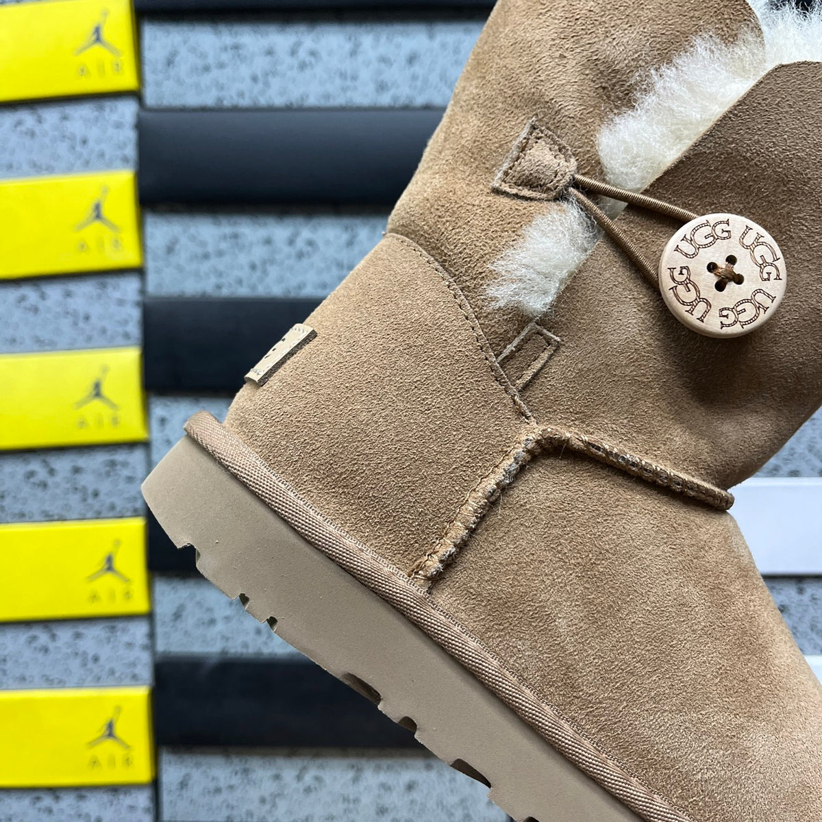 UGG Mid-Calf Snow Boot – Chestnut (Style 1016226) | Sizes 35–40