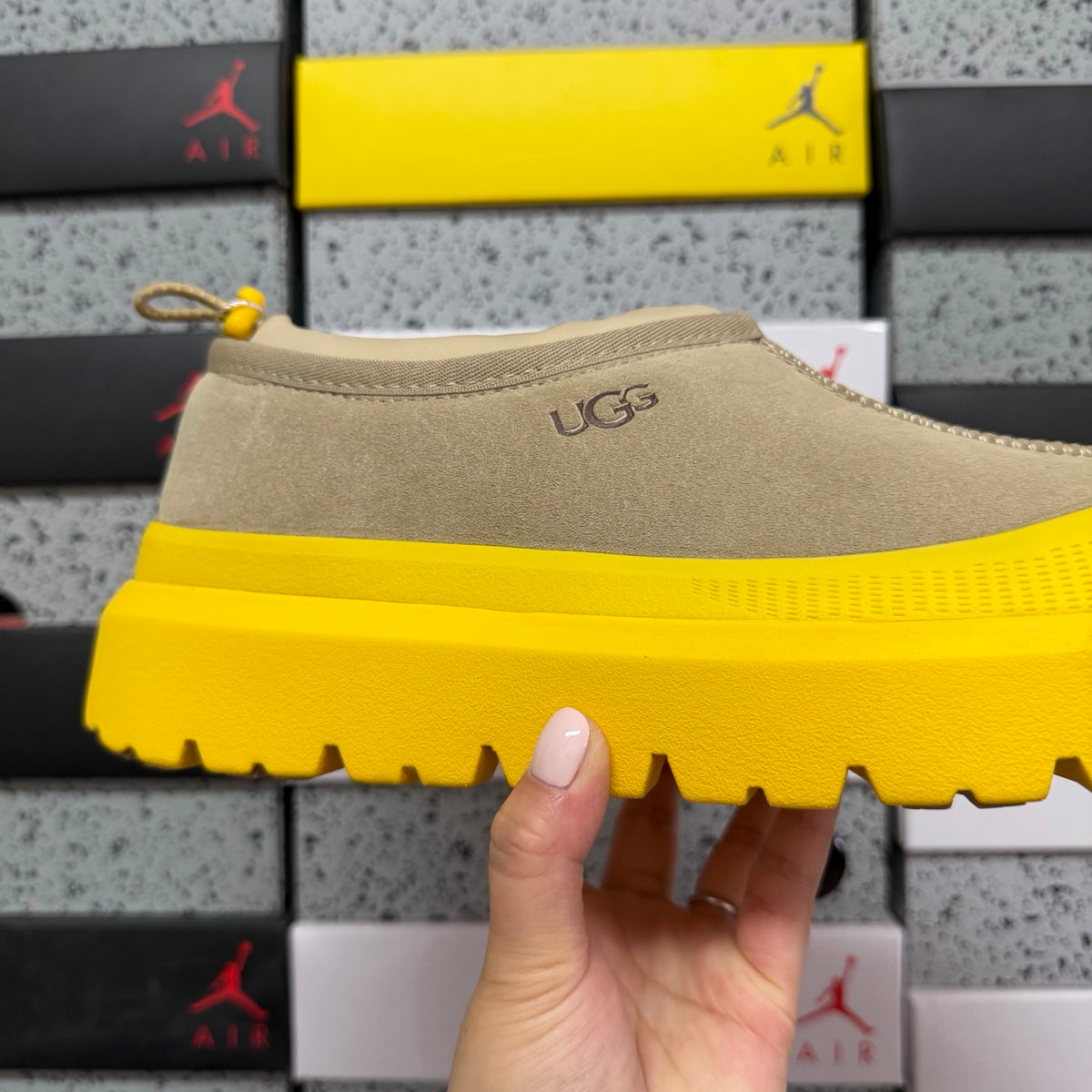UGG Tasman Low Slipper – Yellow (Style 4096) | Sizes 39–44