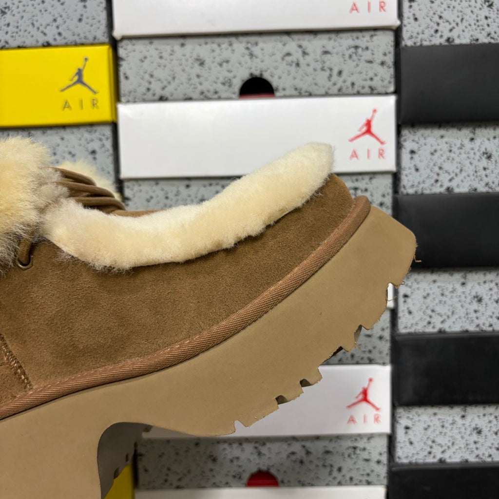 UGG Esme Slipper – Chestnut (Style W1171532) | Sizes 35–40