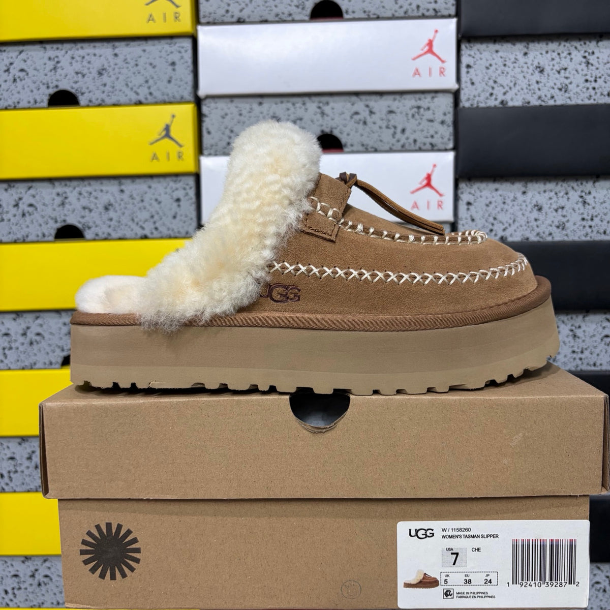 UGG Alpine Slipper – Chestnut (Style W1158260) | Sizes 35–40