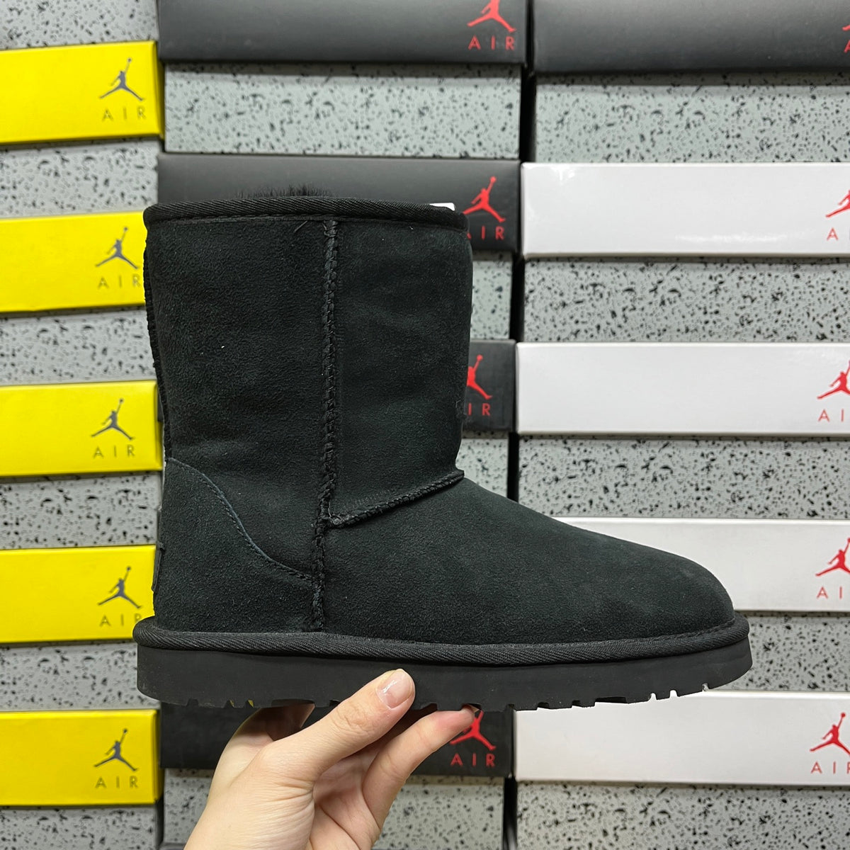 UGG Mid-Calf Snow Boot – Black (Style 1016223) | Sizes 35–40